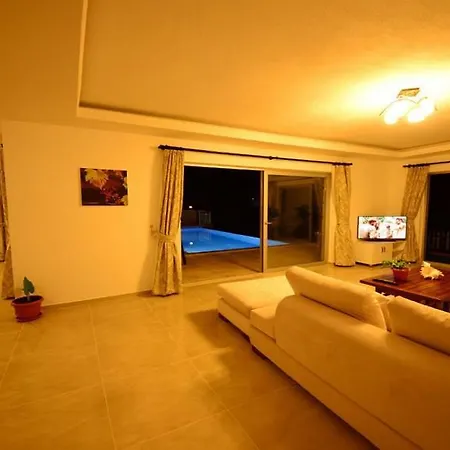 Bugra * Kaş